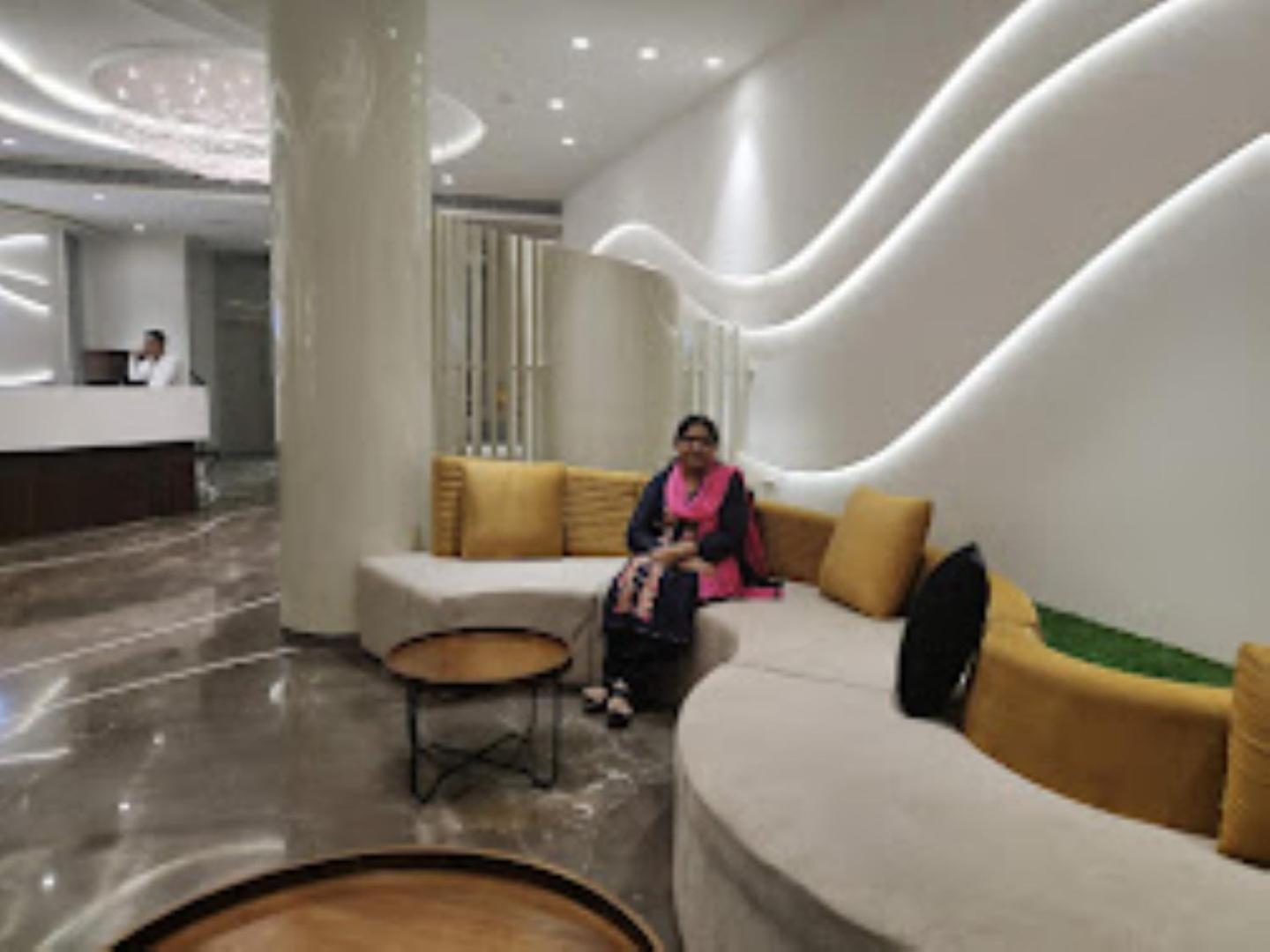 Casa Divine,Bareilly Hotell Eksteriør bilde